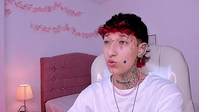 Luci Rose online show from 20, 2, 2026