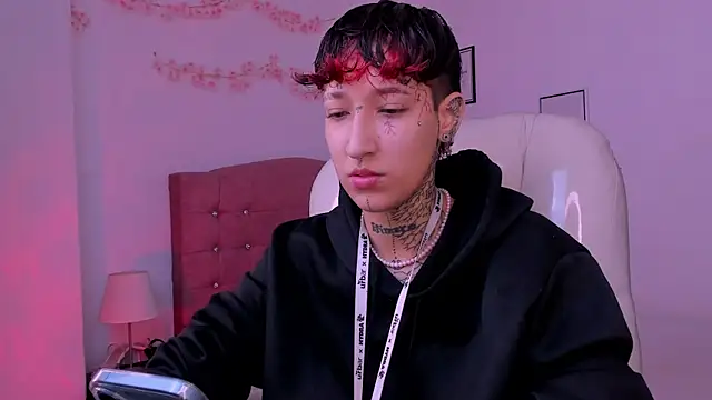 Luci Rose online show from 4, 5, 2026