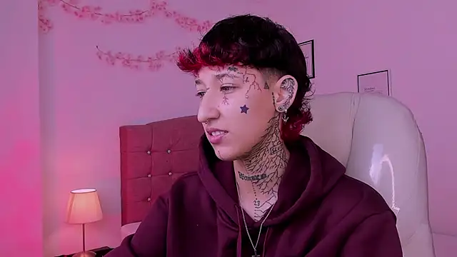 Luci Rose online show from 6, 3, 2026