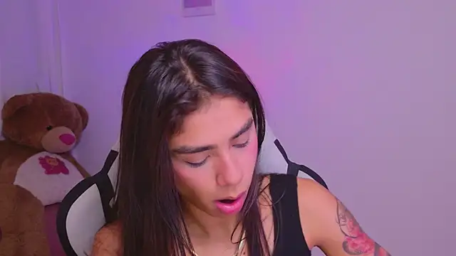 BrunetteAdams001 online show from 11, 2, 2026