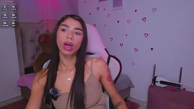 BrunetteAdams001 online show from 12, 3, 2026