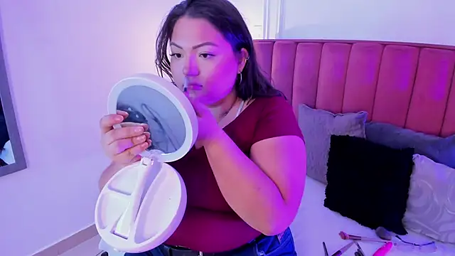 Tessa Sinclaire online show from 18, 9, 2025