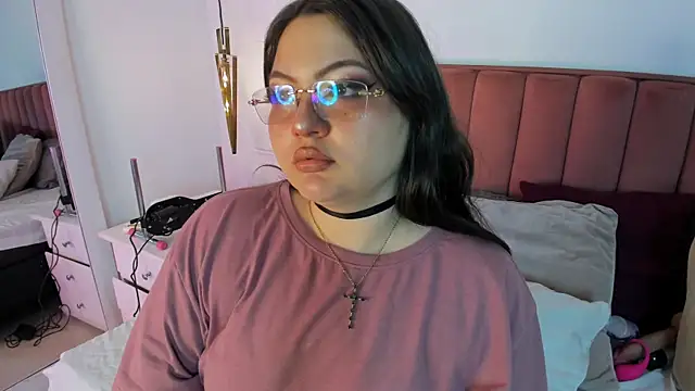 Tessa Sinclaire online show from 1, 5, 2026