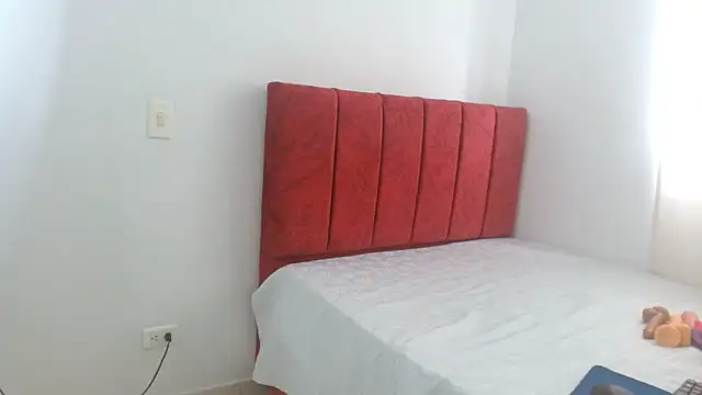 lolascarlett online show from 29, 5, 2026