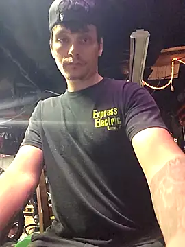 twistafatpipe online show from 5, 10, 2025