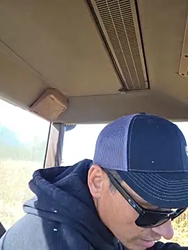 twistafatpipe online show from 24, 10, 2025