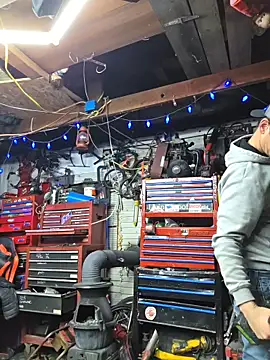 Snapshot of twistafatpipe chatting on 1, 3, 2026 twistafatpipe online show from 1, 3, 2026