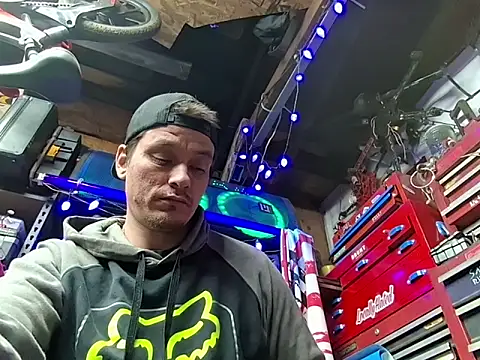 Snapshot of twistafatpipe chatting on 24, 2, 2026 twistafatpipe online show from 24, 2, 2026