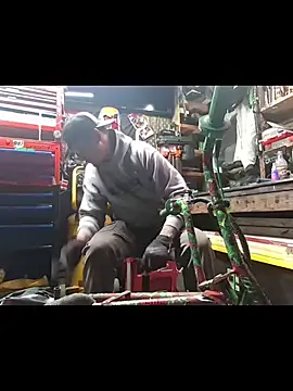 twistafatpipe online show from 9, 11, 2025