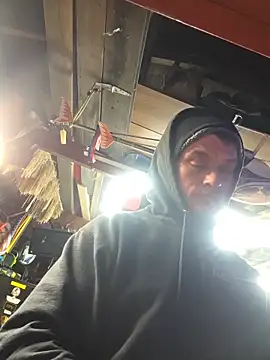 Snapshot of twistafatpipe chatting on 5, 2, 2026 twistafatpipe online show from 5, 2, 2026