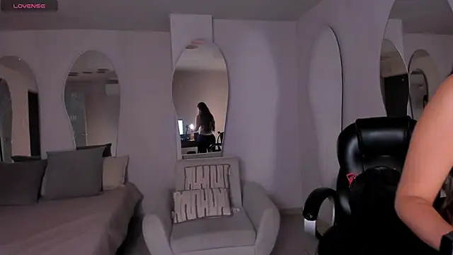 VeronicaBlue online show from 22, 5, 2026