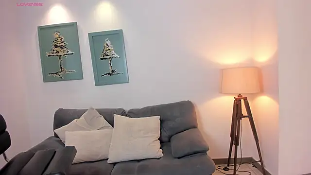 VeronicaBlue online show from 31, 10, 2025