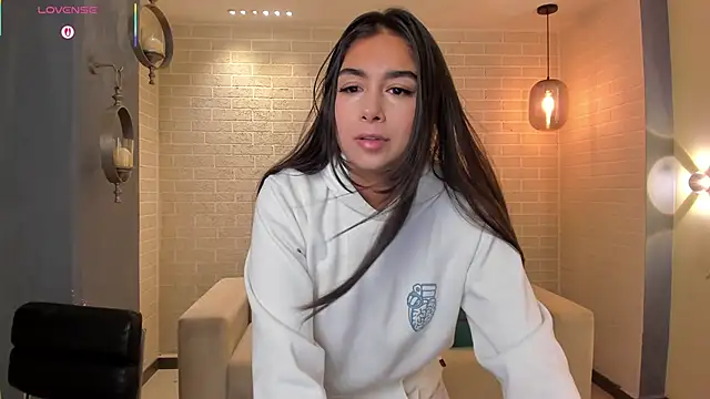 VeronicaBlue online show from 25, 10, 2025