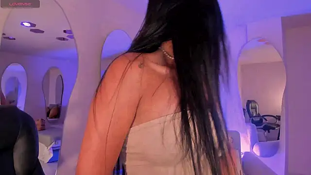 AyshelBrown online show from 17, 10, 2025