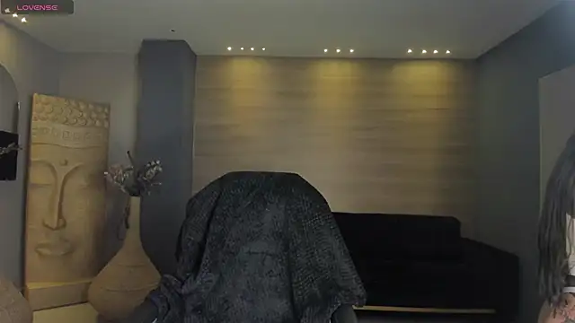 MilaColeman online show from 15, 10, 2025