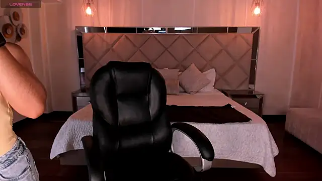 MilaColeman online show from 3, 11, 2025