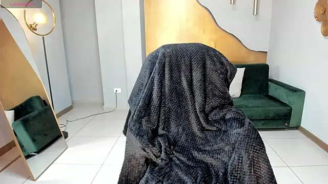 MilaColeman online show from 26, 9, 2025