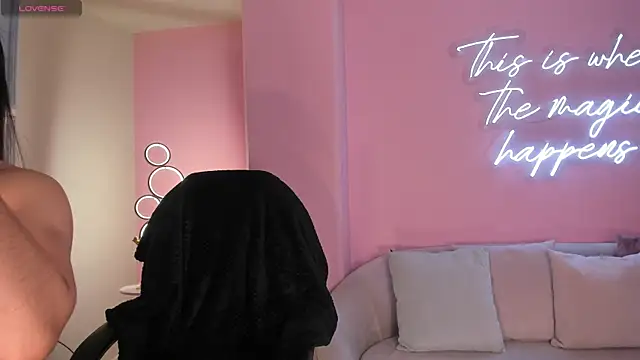 MilaColeman online show from 8, 11, 2025