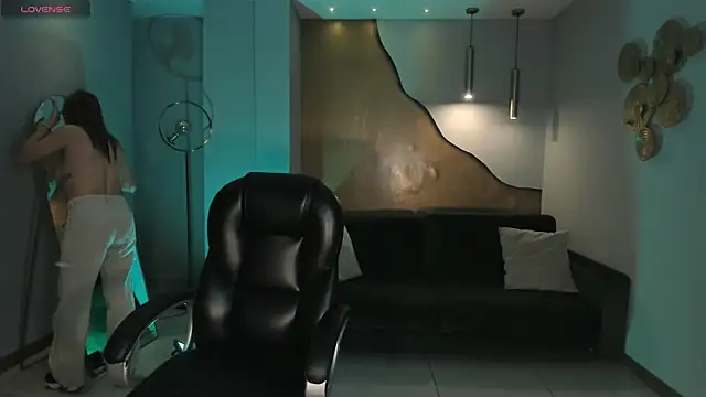 LizzCooper online show from 16, 12, 2025