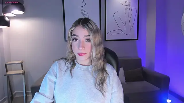 LizzCooper online show from 23, 11, 2025