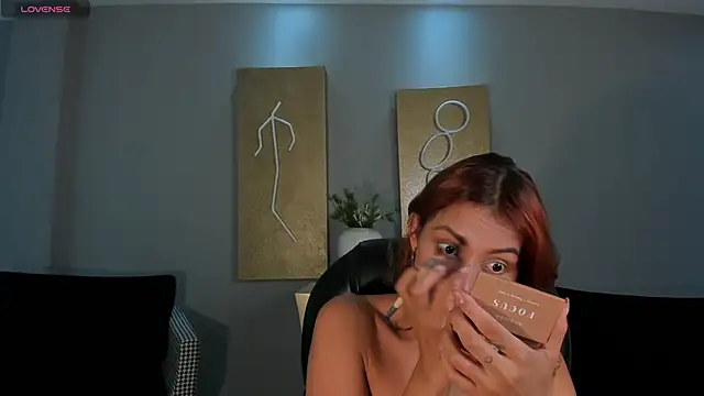 AmberColors  online show from 25, 2, 2026