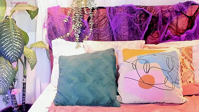 Ashley Monroe online show from 3, 11, 2025