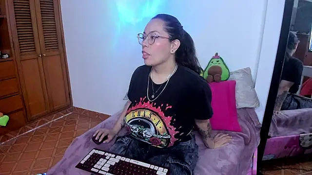 Ashley Monroe online show from 17, 3, 2026