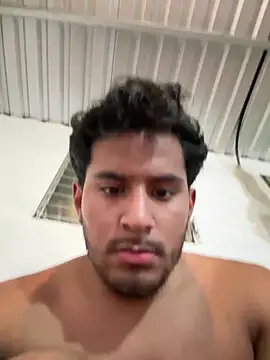 Johnxxx22 online show from 24, 10, 2025