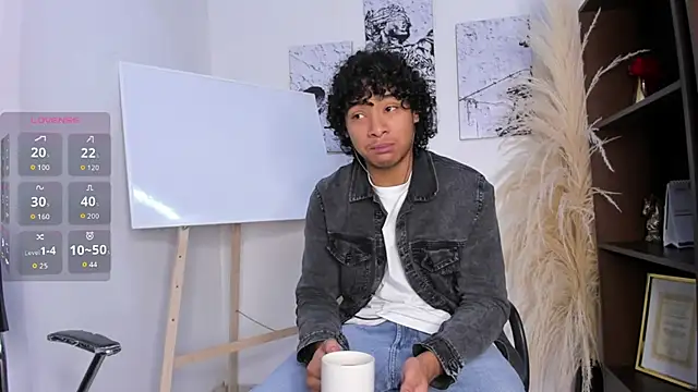 Snapshot of Miriam_milf chatting on 15, 10, 2025 Miriam milf online show from 15, 10, 2025