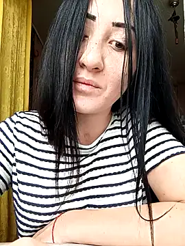 Lili Doris online show from 17, 9, 2025