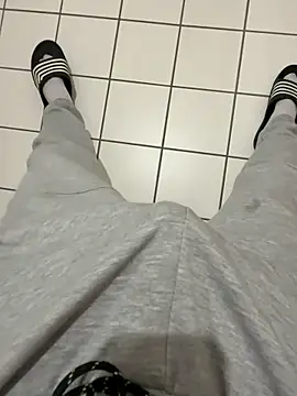 Dicksxd online show from 17, 4, 2026