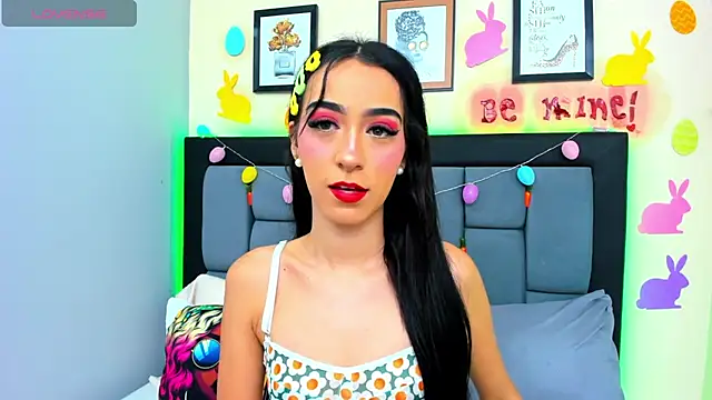 VioletaCollins online show from 2, 4, 2026