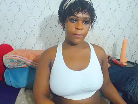 MiniMinaj online show from 8, 11, 2025