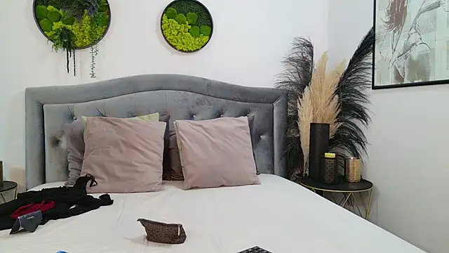 NathaliaNat online show from 19, 12, 2025