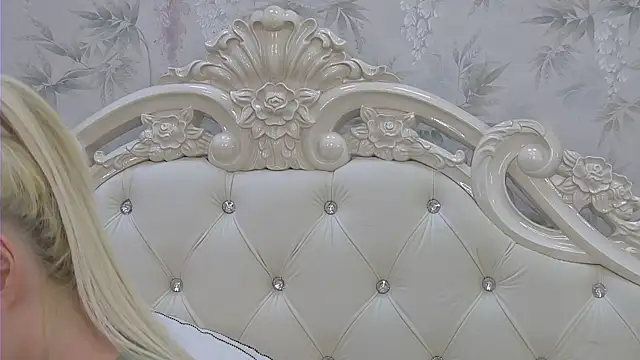 EllieFrosty  online show from 28, 11, 2025