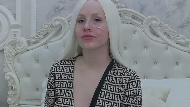 EllieFrosty  online show from 9, 9, 2025