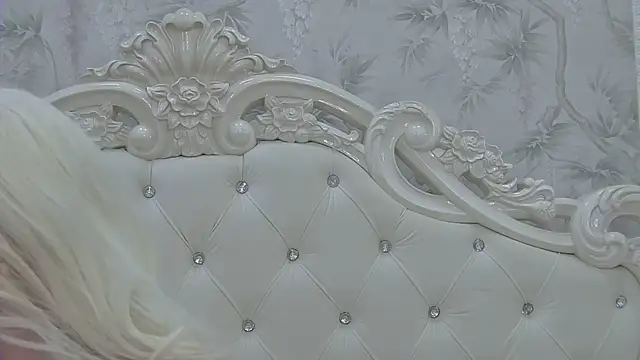 EllieFrosty  online show from 24, 9, 2025