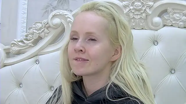 EllieFrosty  online show from 7, 11, 2025