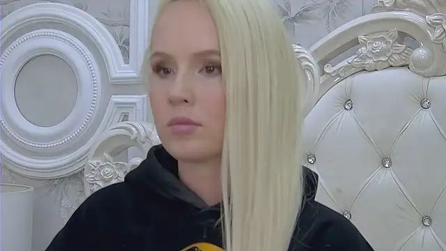 EllieFrosty  online show from 24, 11, 2025