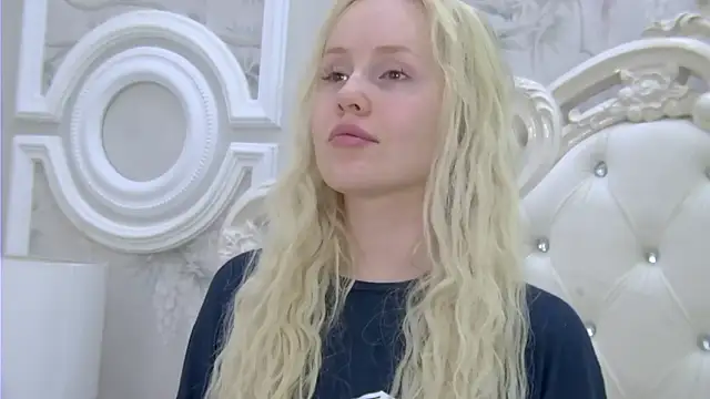 EllieFrosty  online show from 9, 3, 2026