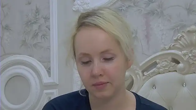 Snapshot of EllieFrosty_ chatting on 15, 7, 2026 EllieFrosty online show from 15, 7, 2026