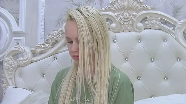 EllieFrosty  online show from 30, 11, 2025