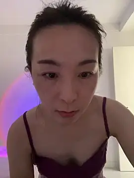 Snapshot of manmanyu520 chatting on 2, 11, 2025 manmanyu520 online show from 2, 11, 2025