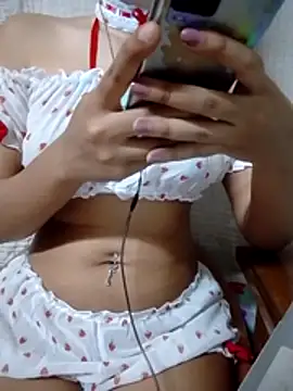 Snapshot of Tanishacutie chatting on 11, 6, 2026 Tanishacutie online show from 11, 6, 2026
