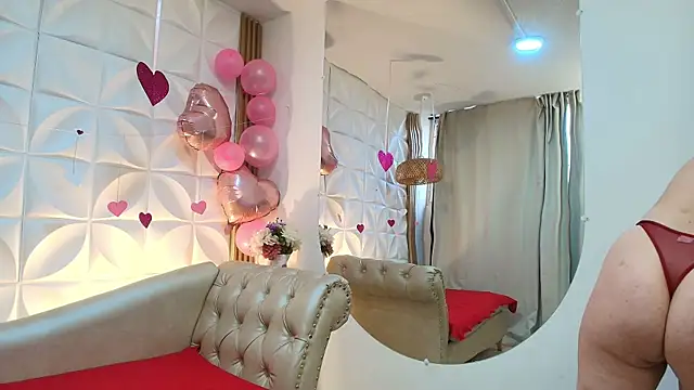 Lily rousee  online show from 9, 2, 2026