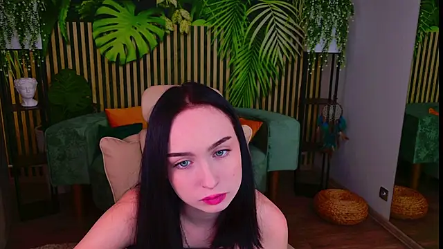 MonikaCarter online show from 18, 10, 2025