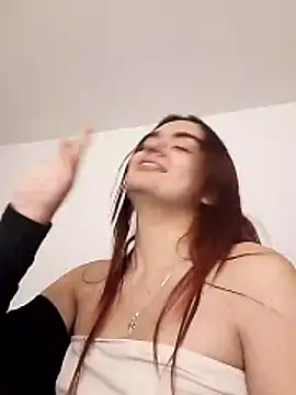 Maylu Fox online show from 25, 10, 2025