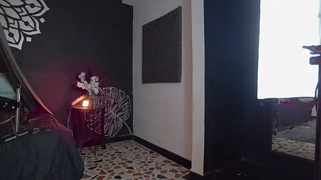 Maylu Fox online show from 10, 11, 2025