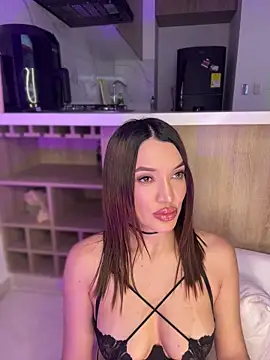 Bella-taylorr online show from 24, 3, 2026