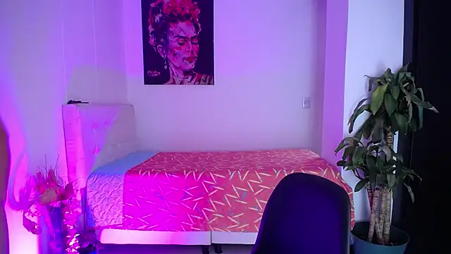 Snapshot of heidy_01 chatting on 27, 11, 2025 heidy 01 online show from 27, 11, 2025